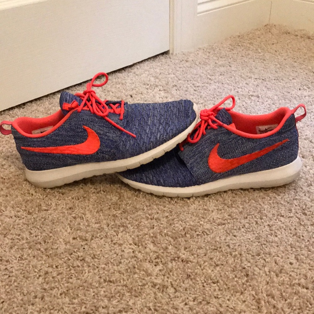 Men’s Flyknit Roshe shoes